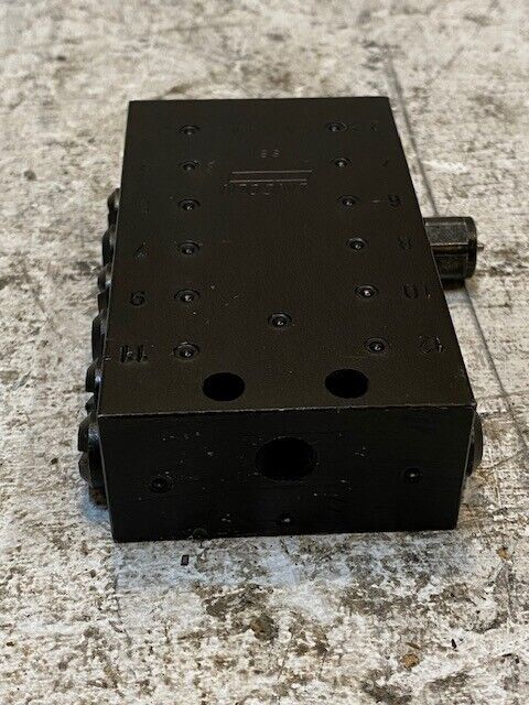 Lincoln Lubricating Block Metering Device SSV M04A08C