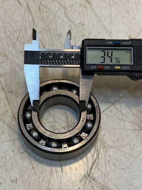 2 Quantity of John Deere Koyo 6207 Deep Groove Bearings 35x72x17mm (2 Quantity)