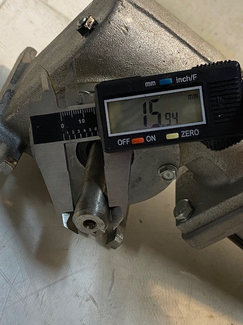 Worm Gear Motor G910105R | 16mm 1-3/4" Shaft 13" Long