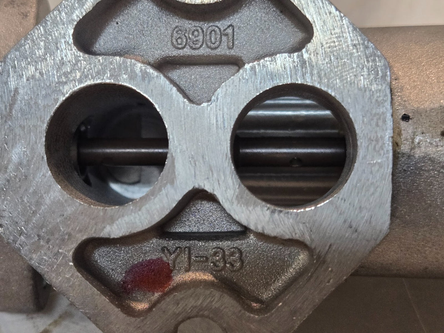 AESP 209-5G-LA 7J13 Idle Air Control Valve | 6901 | YI-33 | 6 in Long 36 mm Body