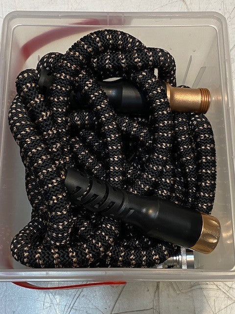 Pocket Hose Expands to 50ft 3/4" Flow Diameter