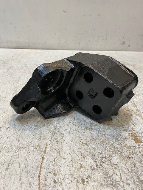 Engine Bracket Rear Left for DAF Truck Lorry Coach Bus Part 1670902 | 40819