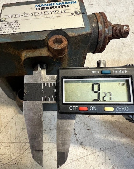 Mannesmann Rexroth Pressure Reducing Valve DB10-2-52/315YV/12 Replacement