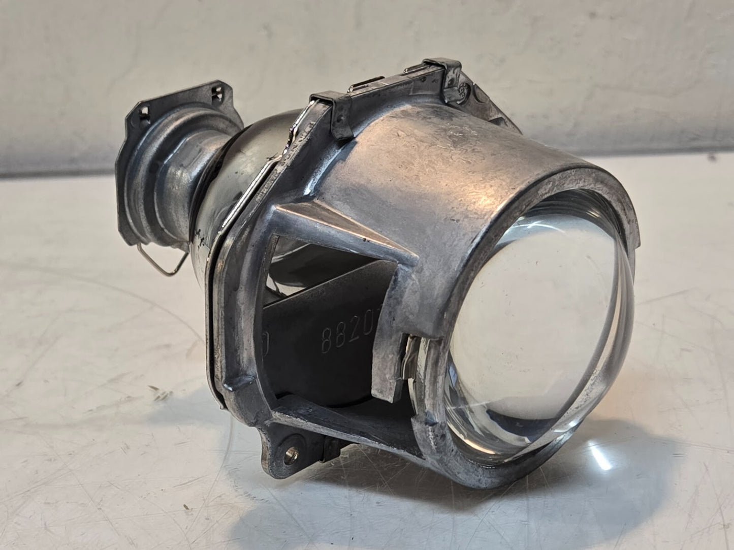 Projector Assembly for Fiat Punto II | 88203735 | 5-1/4"x4"x3-1/4" | No Bulb