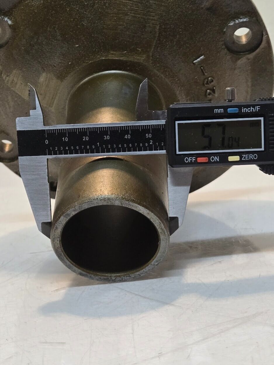 C62-19-26-1 Bearing Retainer 7 5/8" Diameter 1 3/4" Bore Diameter 5 1/2" Tall