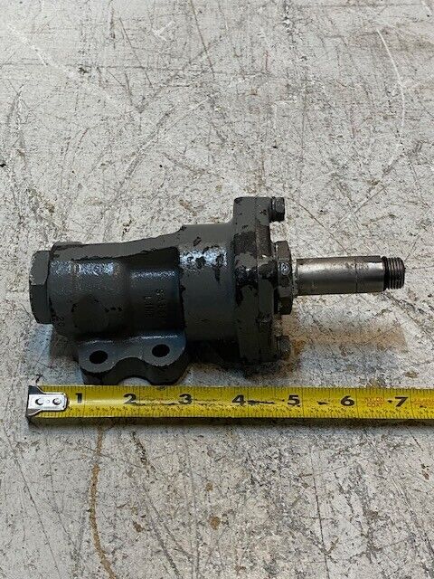 Salem Line Hydraulic Pump 2421-1 | 7"x3"x3"