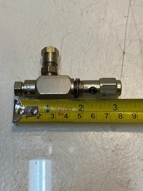 Lincoln High Pressure Control Valve Oil Injector 3-1/8" L 14mm End 13mm Mid 11mm