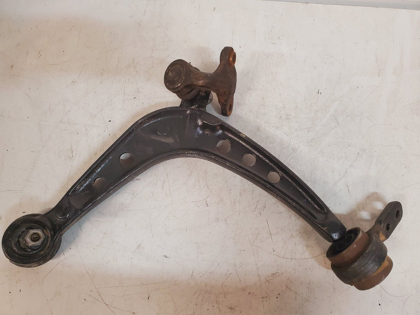 BMW Left Suspension Control Arm R788 | BV