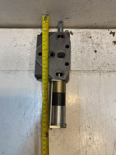 Hydraulic Directional Control Valve Section 3460409601 | 02-882 | H1497 | S4D7