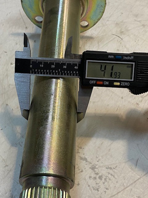 Rear Axle 179-4-04-08-C | 41-1/2" Long 16mm End 25mm Thread 24-Spline 100mm OD
