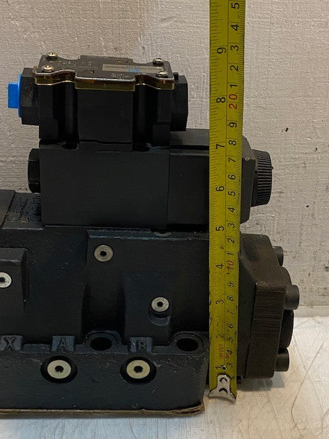 Harsco Track Technologies HTT Directional Control Valve 0-3333039-0-03