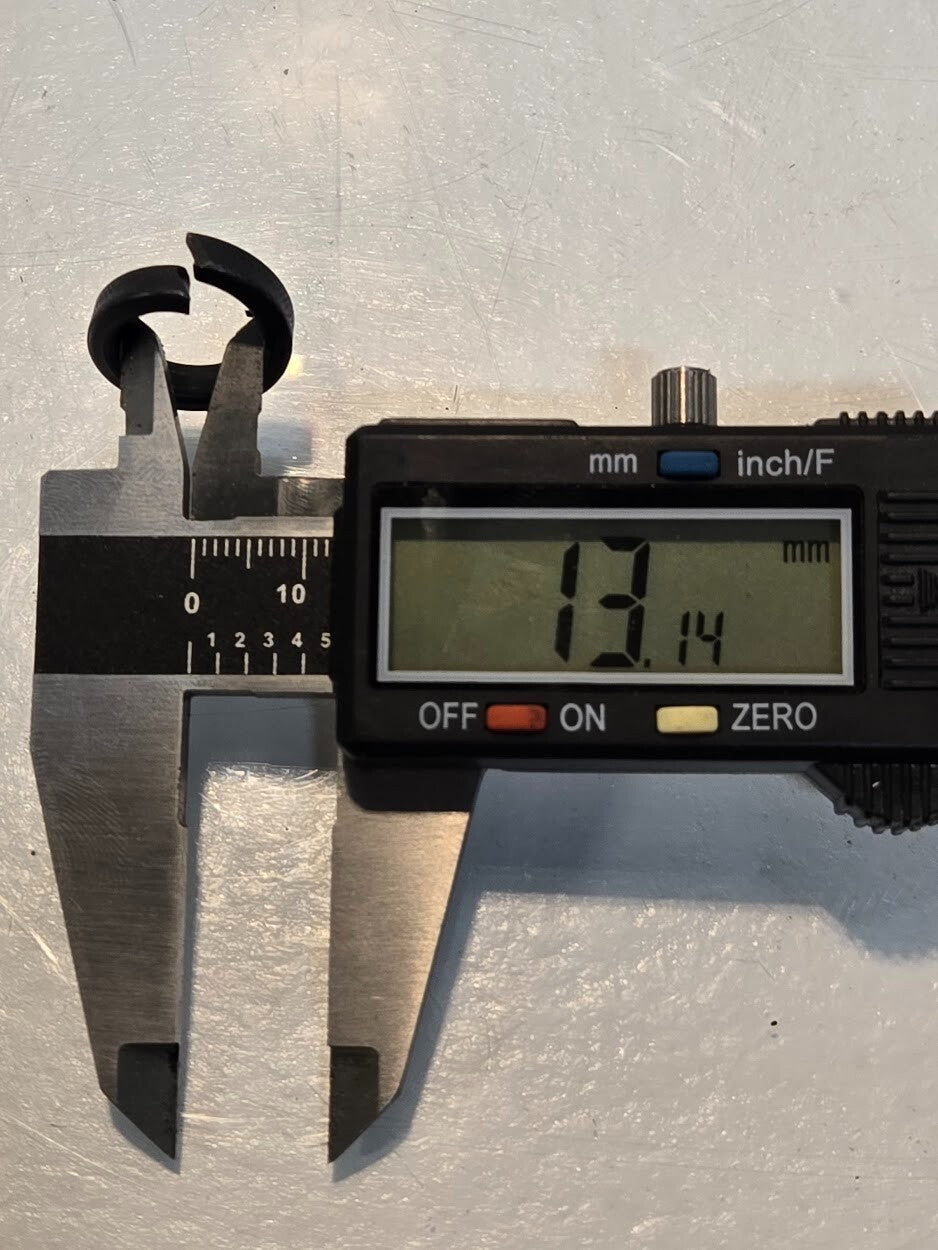 Anchor Fluid Power A-088 Flange with Bolts Lock Washers and O-Ring | 1-1/2" FNPT