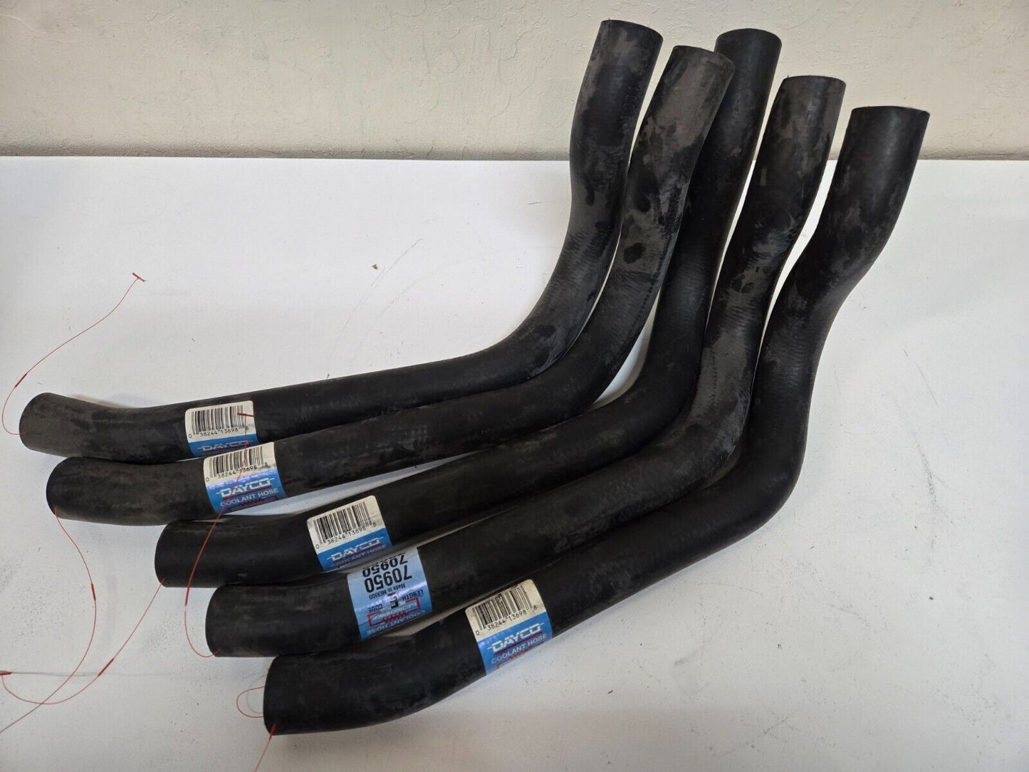 5 Quantity of Dayco 70950 Coolant Hose Length E  038244136988 (5 Quantity)