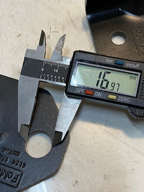 2 Quantity of Ford 6L2Z-17N775-A Bumper Repair Kits (2 Pcs Per Box)