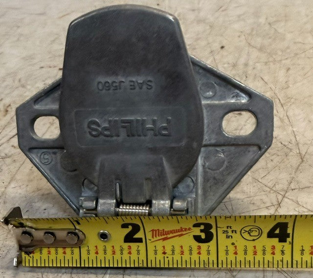 2Qty Philips Industries 15-720 7-Way Trailer Socket For Commercial Semi Trailers