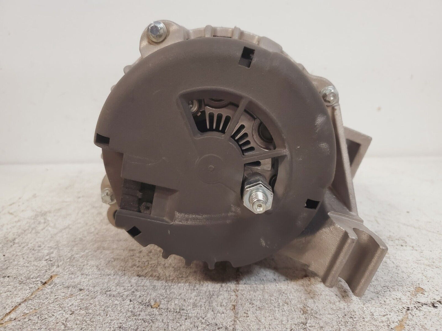 Duralast Alternator DL1620-15-7 | 8197507D