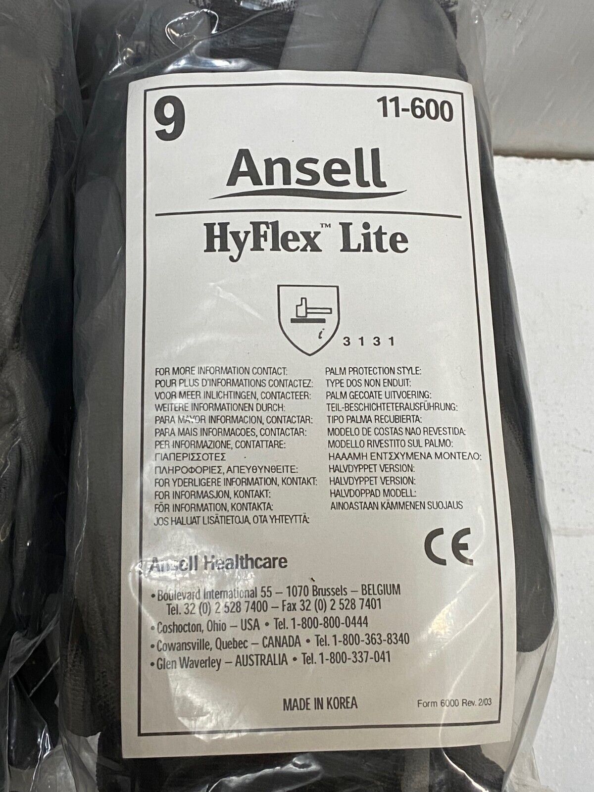 24 Pairs of Ansell HyFlex Lite Gloves 11-600 Black/Gray