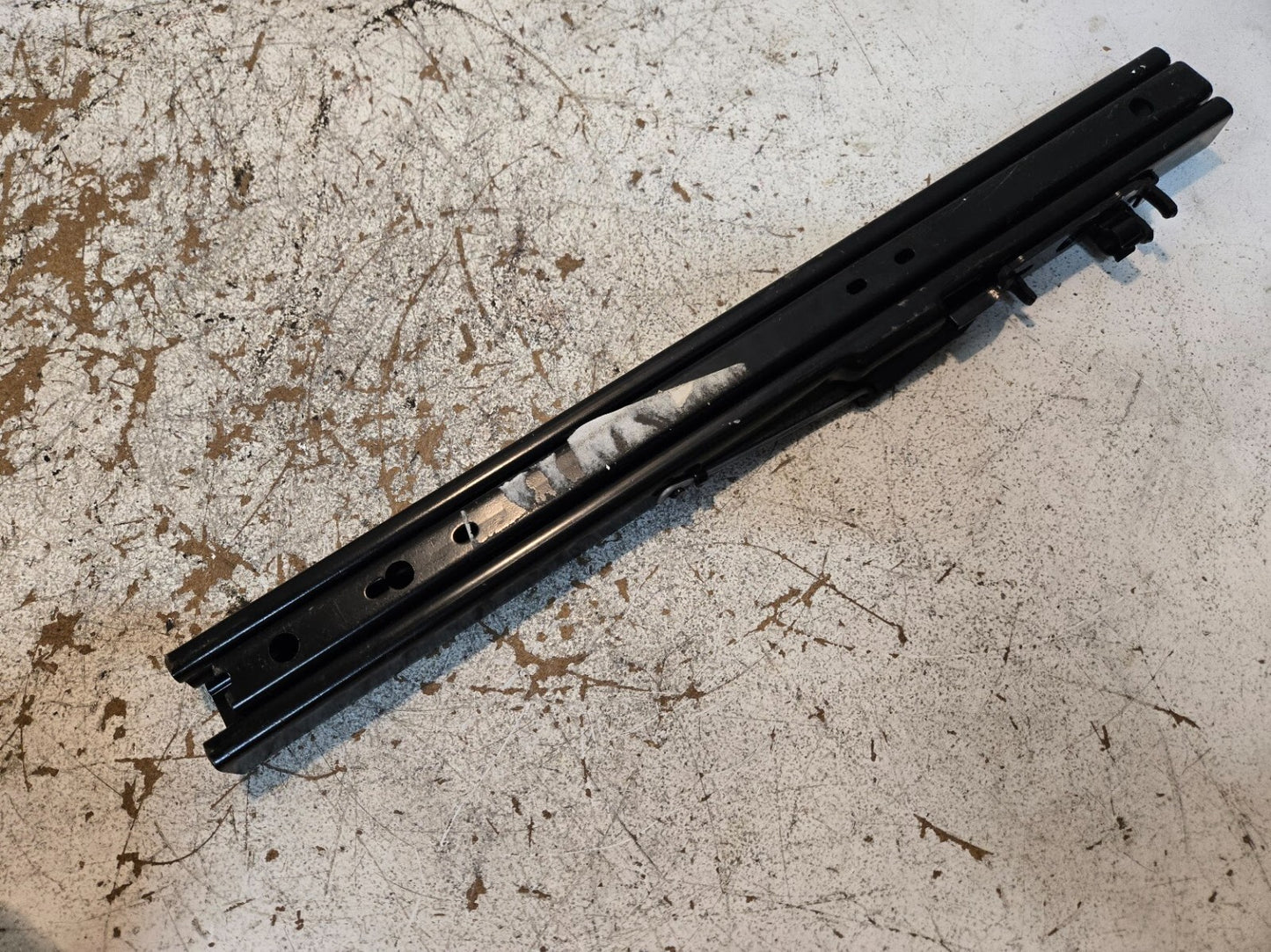 Keiper Recaro Seat Slider 464953 | 079C34 | 024P12+B