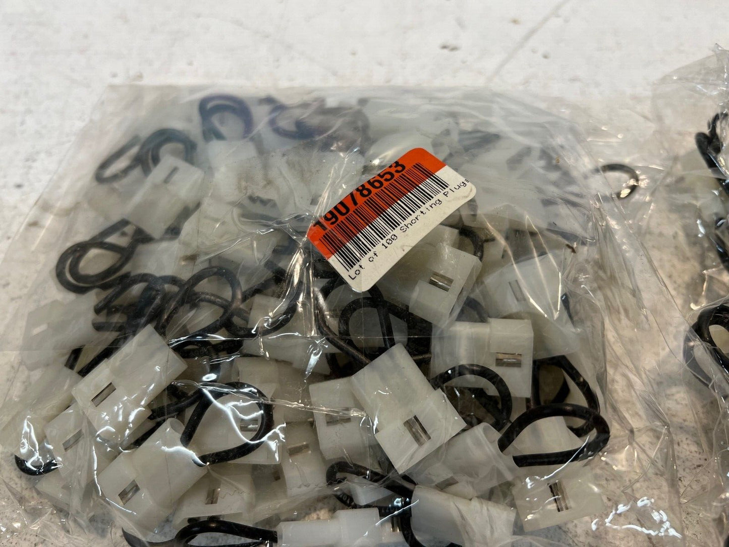 2- 100 Packs of Shorting Plugs 600V O & W 75C 1011/1013/1015/1230/1335 (QTY 200)