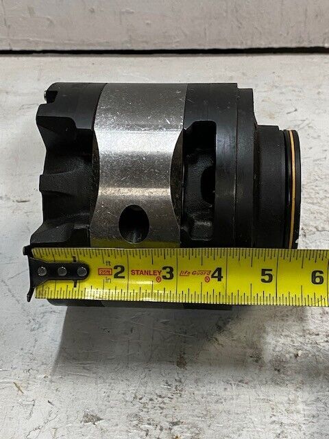 Hydraulic Pump 581680V | 21G2230316 USED/SLIGHT DAMAGED