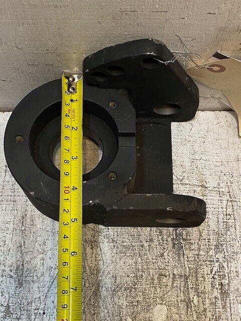 Hyster Tiller Swivel Weldment 2053031 25mm Holes 73mm Bore