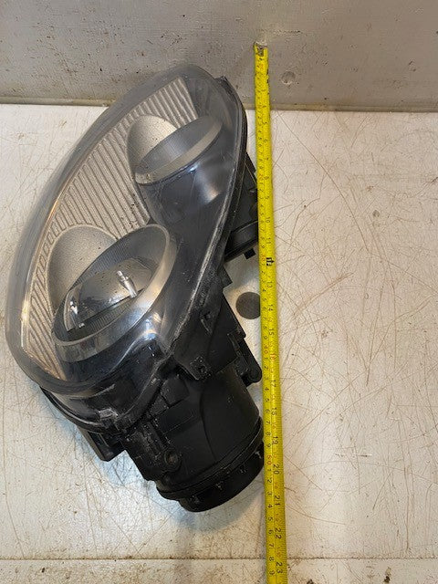 Volkswagen Golf Jetta GTI Left Driver Side Headlight Lamp 0302497271, 1305235861