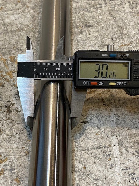 Transmission Input Shaft 28-1/2" Long 30mm OD 34mm 31-Spline End 40mm 24-Spline