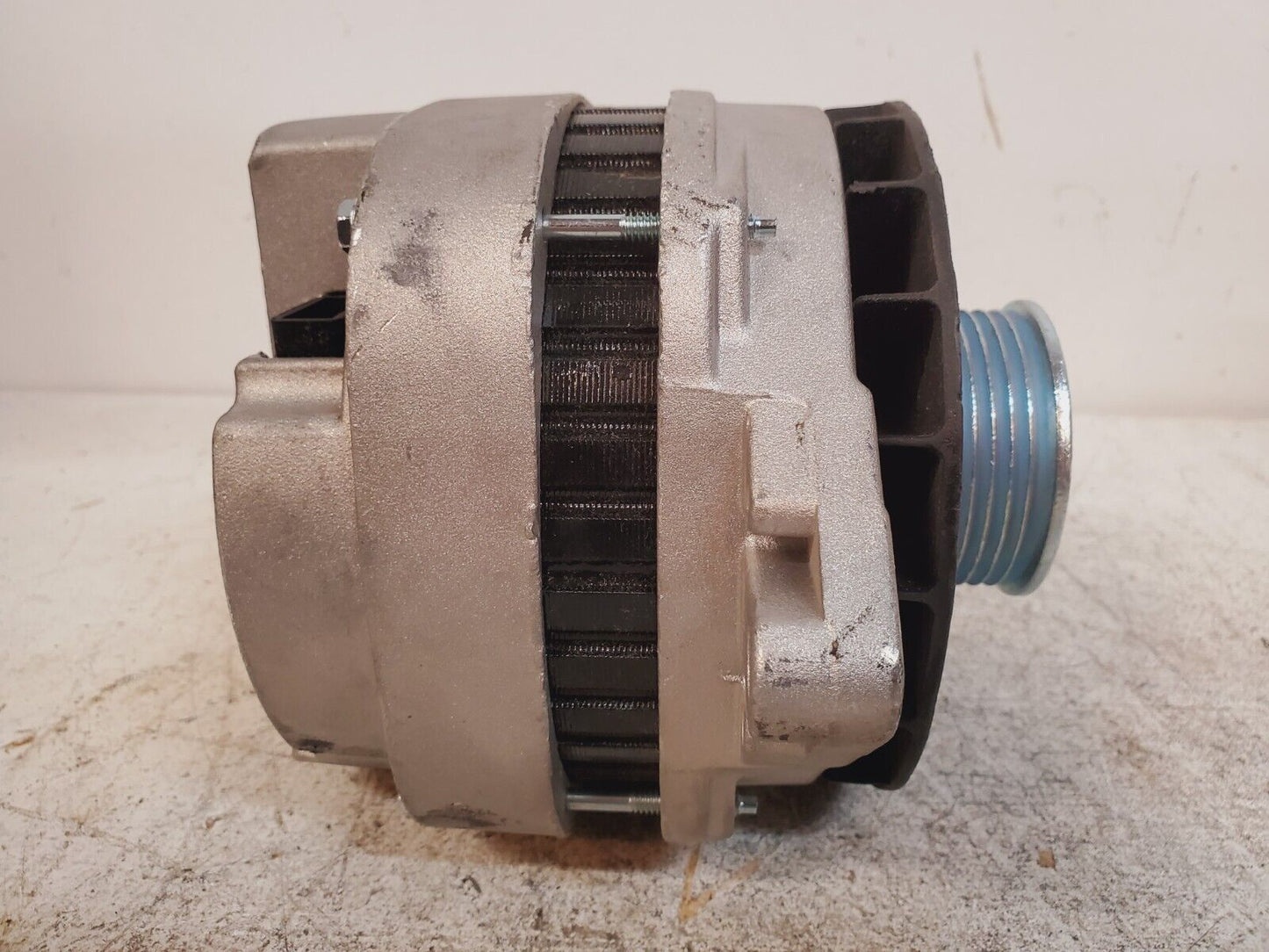 Delco Remy Remanufactured Alternator 8226610 | 0404216