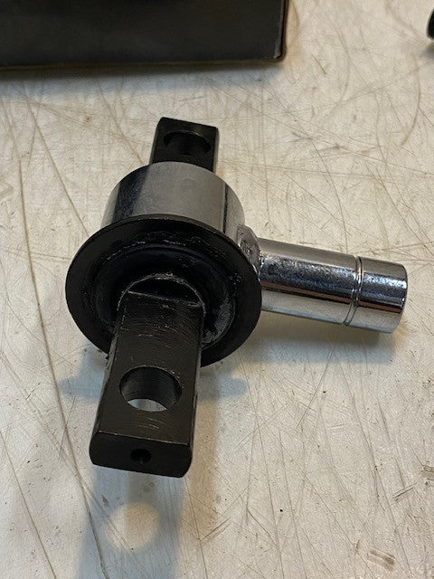 Suspension Trailing Arm Bushing Rear Upper Control Arm Bushing BX-95