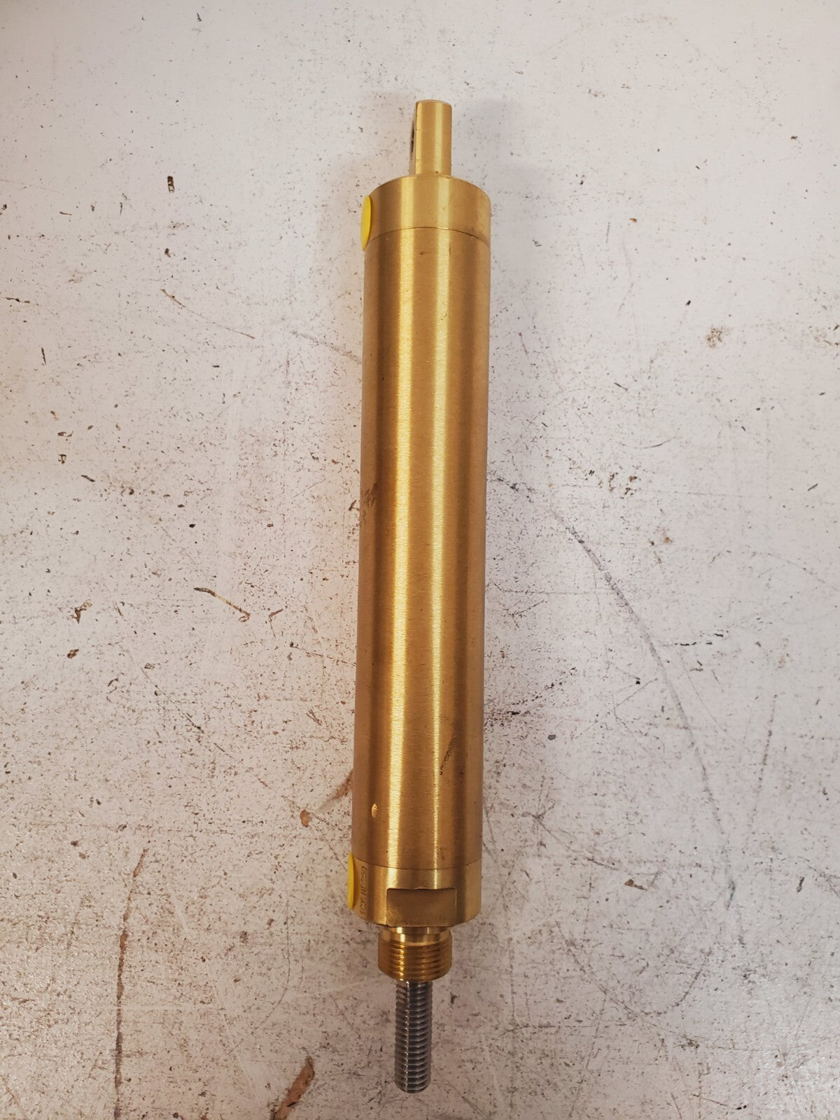 Generic Air Cylinder 1CYLND250 (Slight Damage)