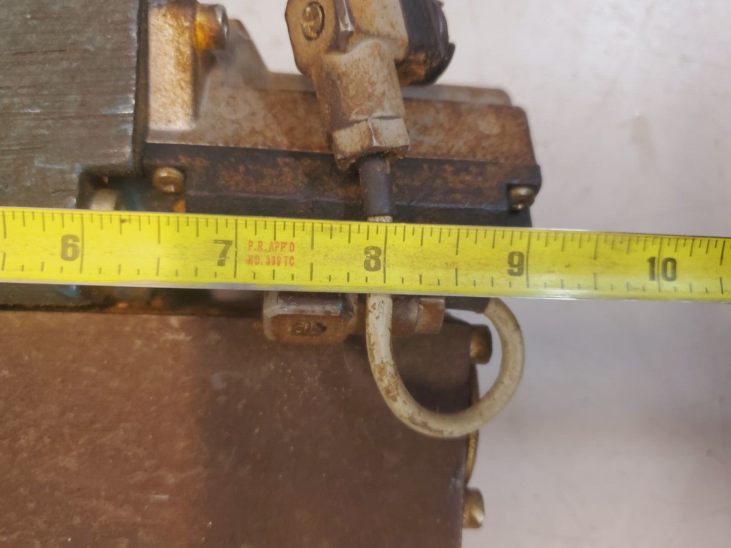 Bosch Control Valve 0811404605 | 0811404662