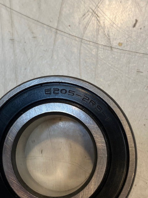 21 Quantity of 6205-2RS-1 Deep Groove Ball Bearings 25x52x15mm (21 Quantity)