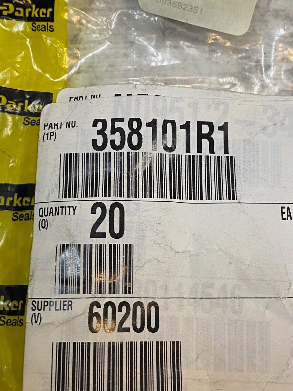 20 Quantity of Parker O-Rings 358101R1 (20 Quantity)