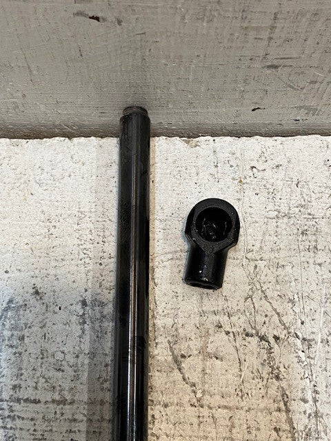 Gas Shock Strut Support Cylinder 90450-7S40A *Damaged*