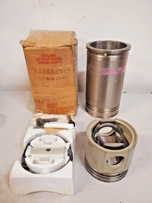 Detroit Diesel Cylinder Kit R23532555 | A2Q | 1033 A20 | 23531501 | 23529367