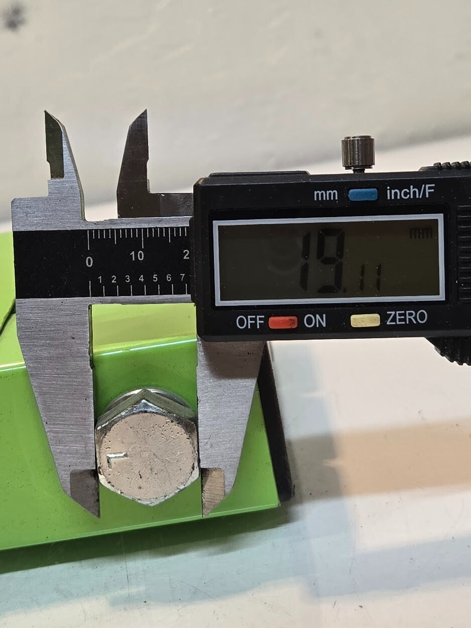 The Designers Edge Halogen Light Wall Mount Arm with Bulb Holder | 24.5" Long