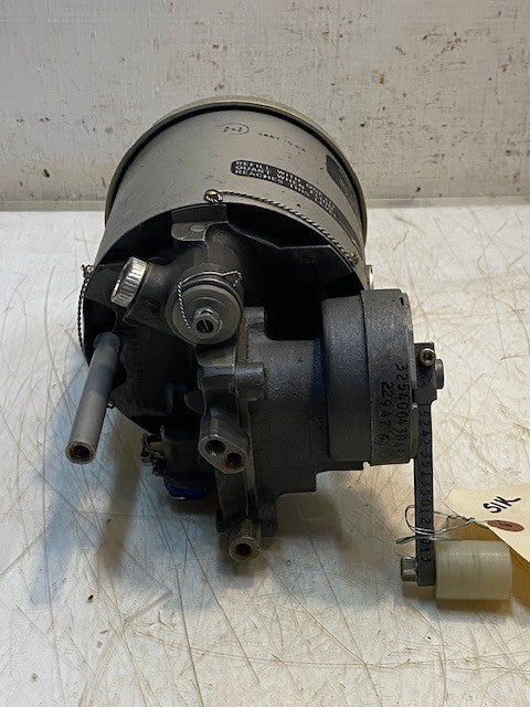 Sikorsky Aircraft Hydraulic Hand Pump Reservoir Fill 70652-02950-105