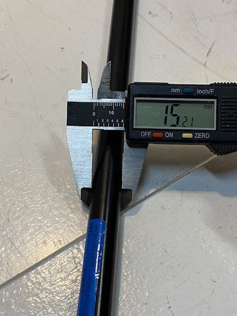 2 Quantity of AVM P6904 Gas Springs (2 Quantity)