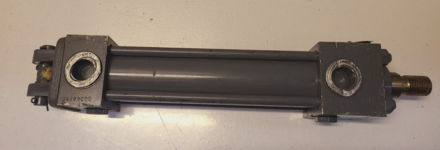 Hahn & Clay Hydraulic Cylinder 2B-641-00 Bore 1.50 Stroke 6.0 Rod 100 | 5000PSI