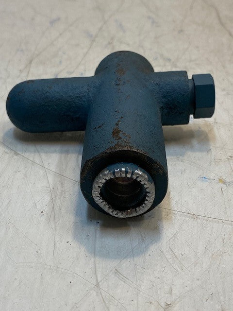 Hydraulic Relief Valve V13277 | 4-1/4" L 34mm Thick 4" W 28mm Thick
