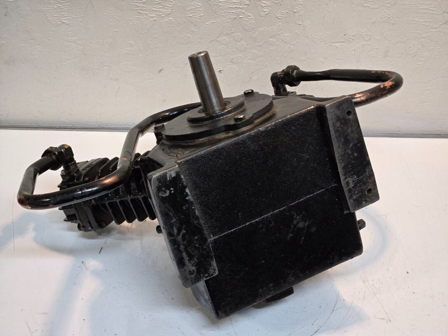 HS01000-1100 2-Stage Air Compressor Serial 061504393 28mm Input Shaft Diameter