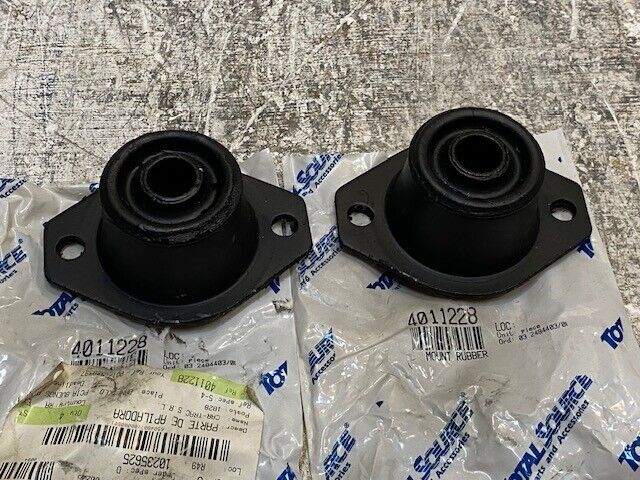 2 Qty of Total Source 4011228 Rubber Mounts 4" Long 3" Wide 16mm Bore (2 Qty)