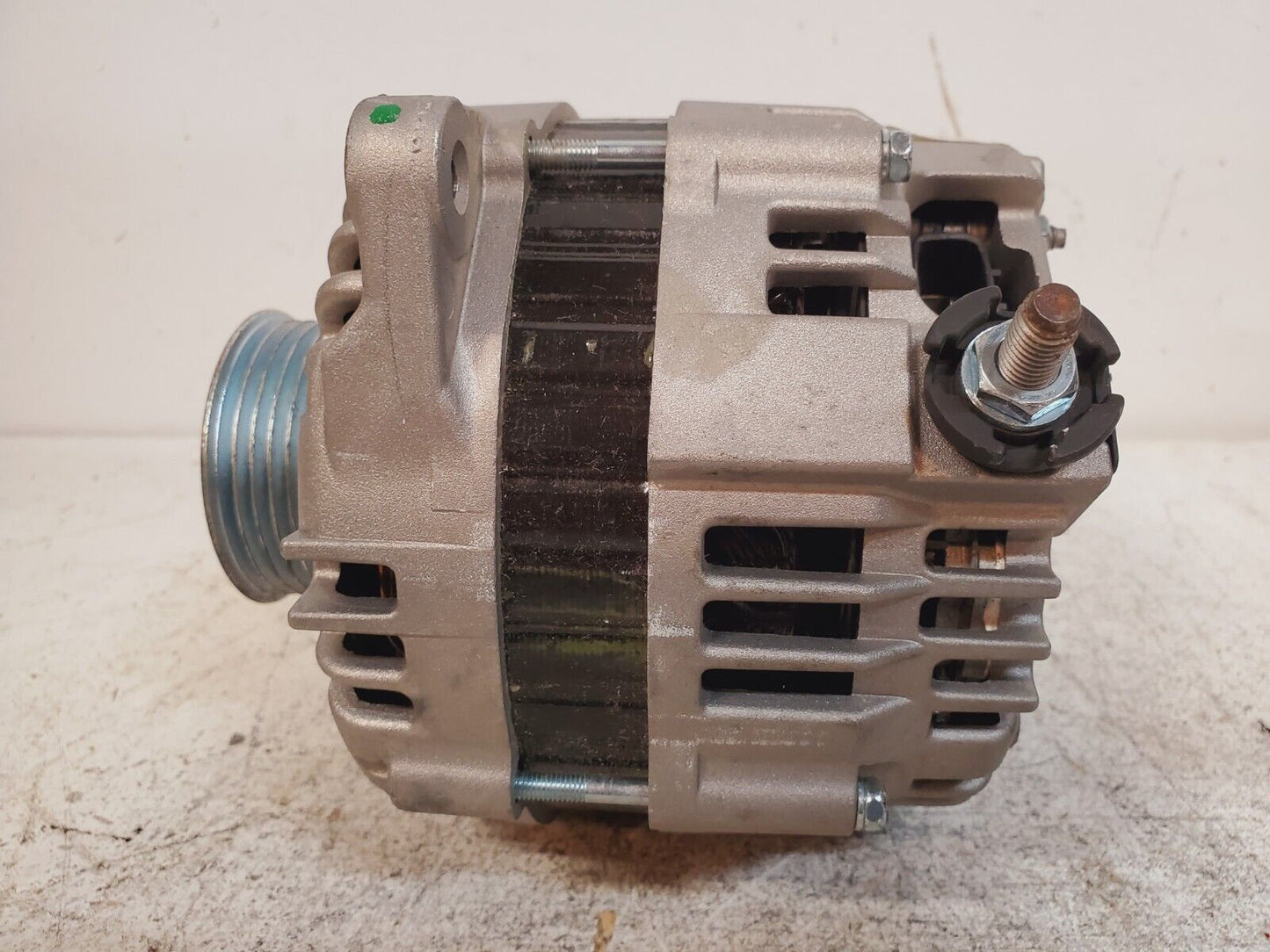 Nissan Remanufactured Alternator 13284 | 15844