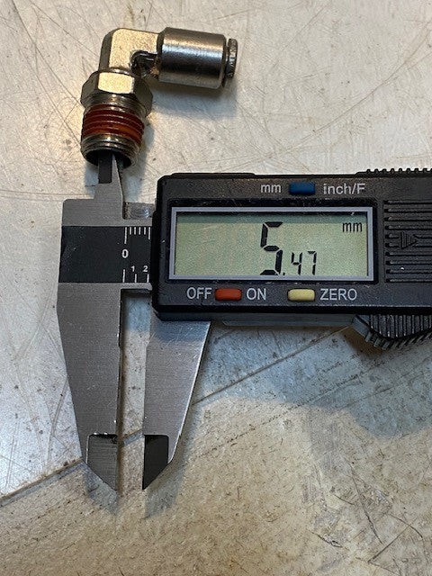 12 Quantity of 90-Degree Swivel Male Elbow Fittings 14mm Thread (12 Quantity)