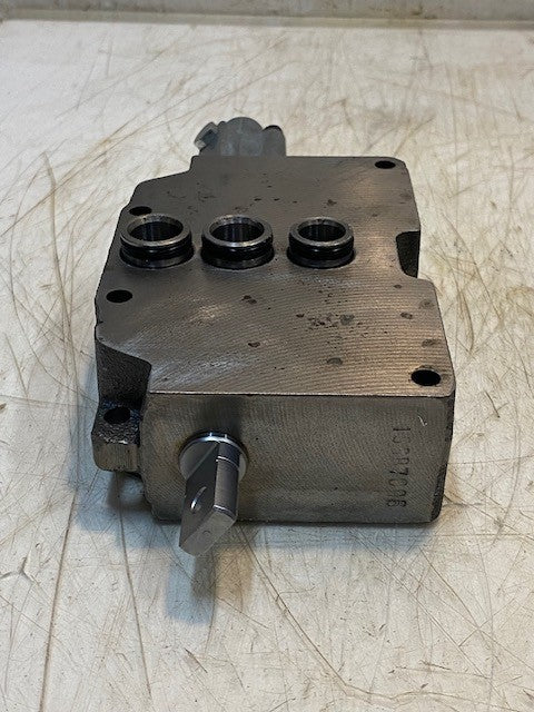 Sauer Danfoss Hydraulic Sectional Valve for John Deere 1681-400R | 156B7006