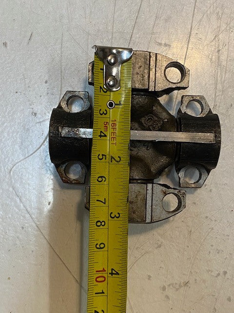 Universal Joint 6029 | 2C MECH | 3" Wide 9mm Bolt Holes