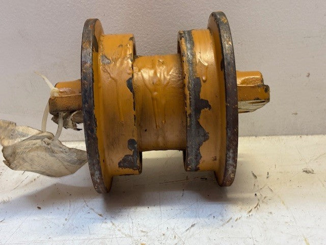 Case Bottom Track Roller 9" Length 8" Diameter | R36468 | L304