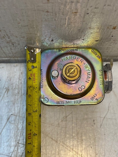 Harper-Wyman Gas Pressure Regulator 5040000974 | 4670G0086A | 1/2 PSIG