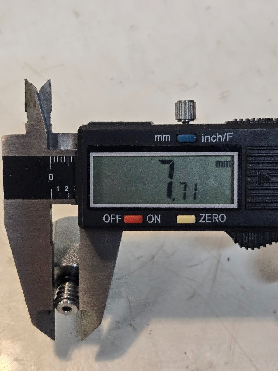 6 Quantity of Versa P-1002-11A-H2 Hydraulic Adapter Assembly | 1/8" (6 Qty)