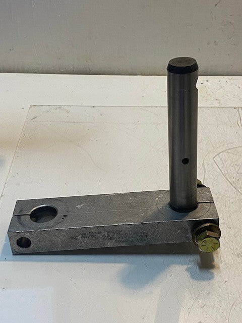 Kenworth Horton Leaf Spring Shackle Side Bar Crank Handle 13890-F-23902, 4966472